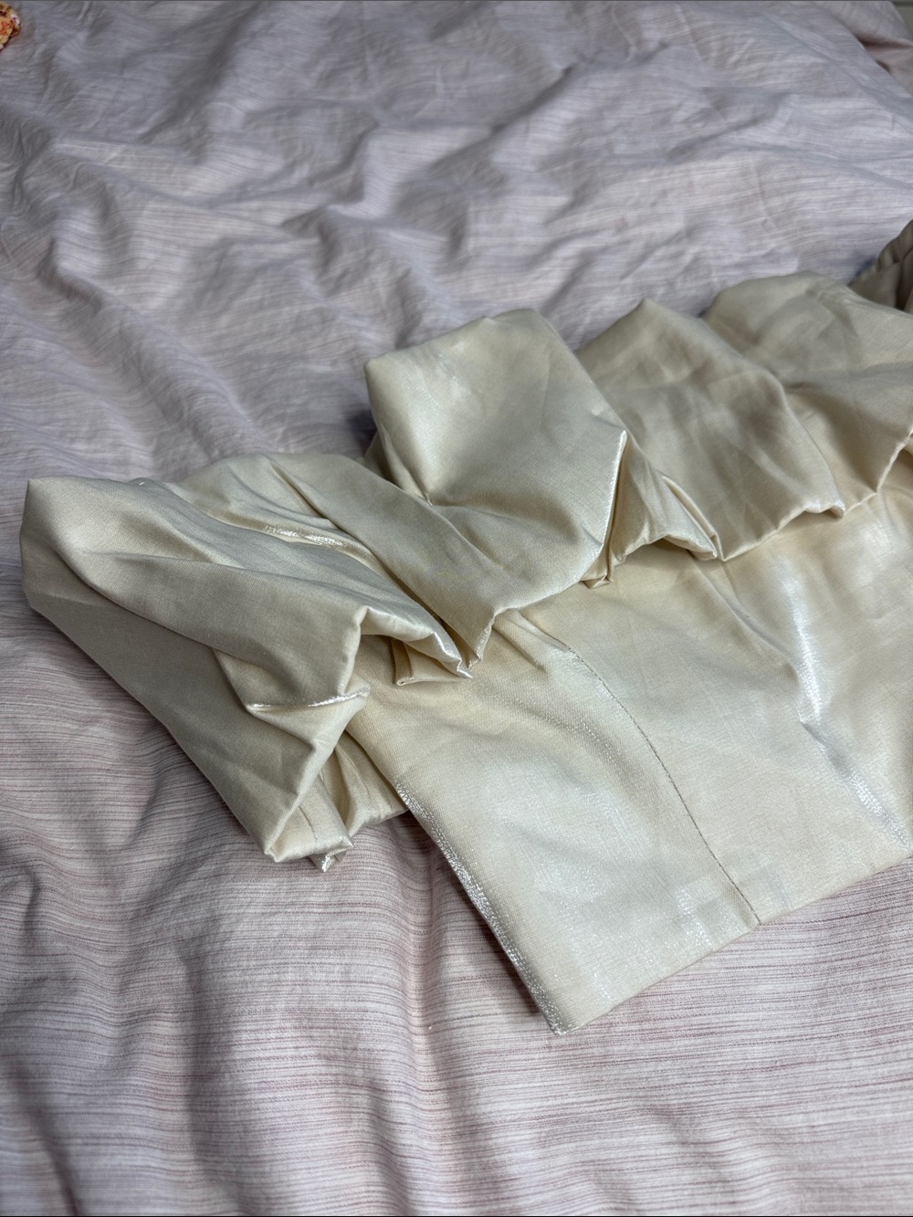 Dynamite Cream Off-Shoulder Ruffle Crop Top - Picture 5 of 10